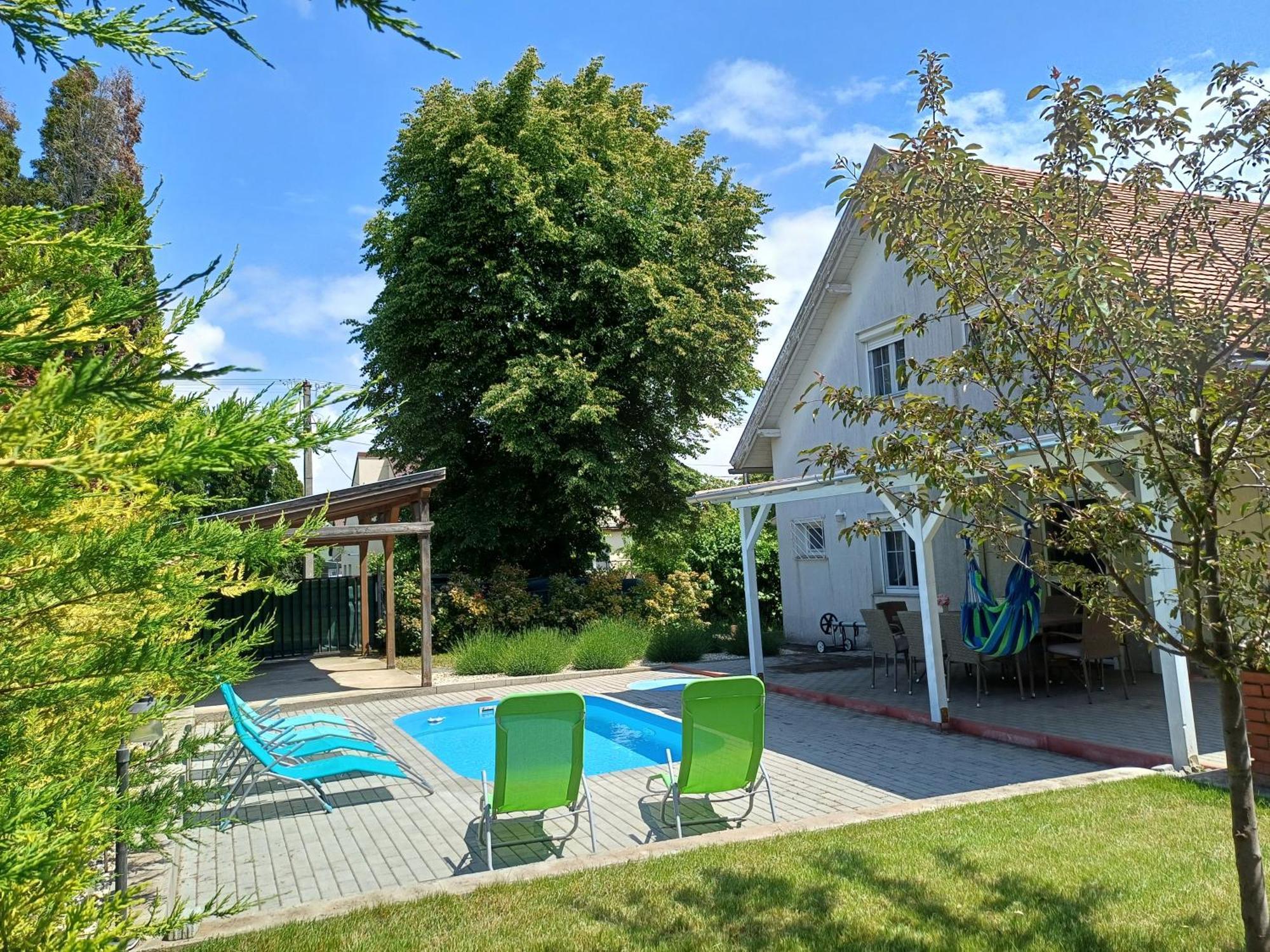 Villa Oliva 8 Fos Balatoni Nyaralo Balatonakarattya Exterior foto